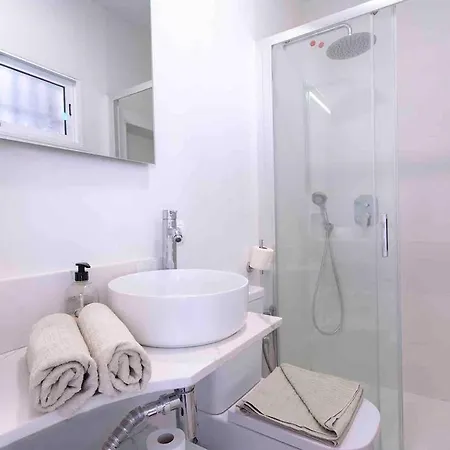 Daire Escape At Marbella, Premium Apartment, 5min On *
