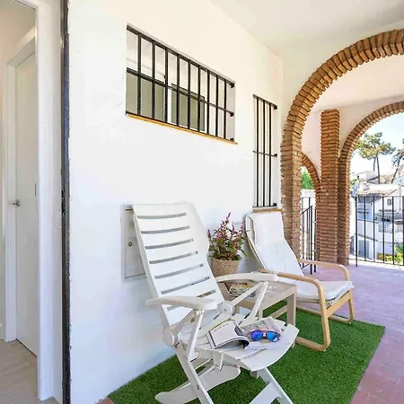 Escape At Marbella, Premium Apartment, 5min On Daire *